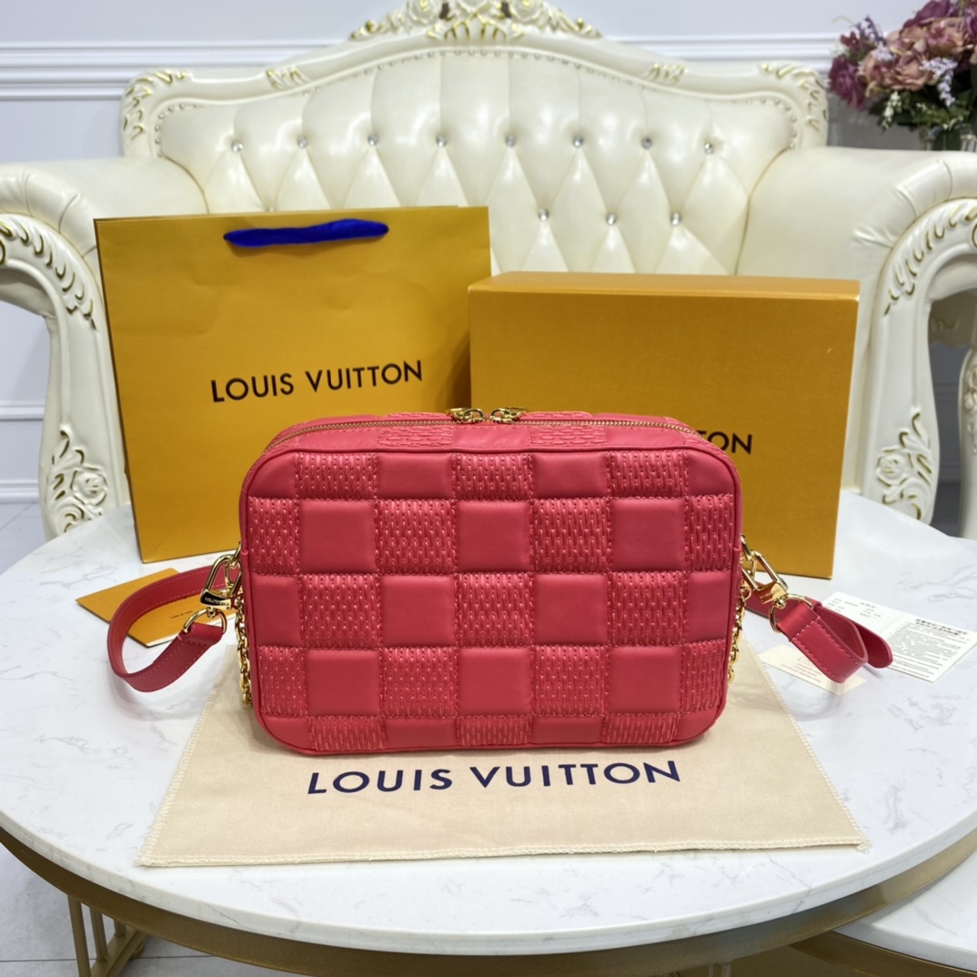 Louis Vuitton TROCA PM Handbag M59118 Pink